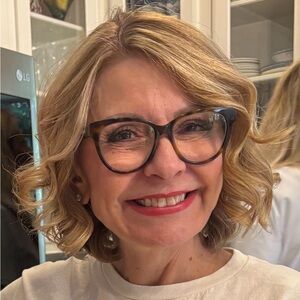 Meet your Posher, Gail